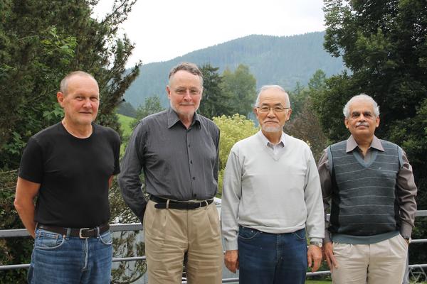 Mariusz Koras with his collaborators: P. Russell, M. Miyanishi and R.V. Gurjar